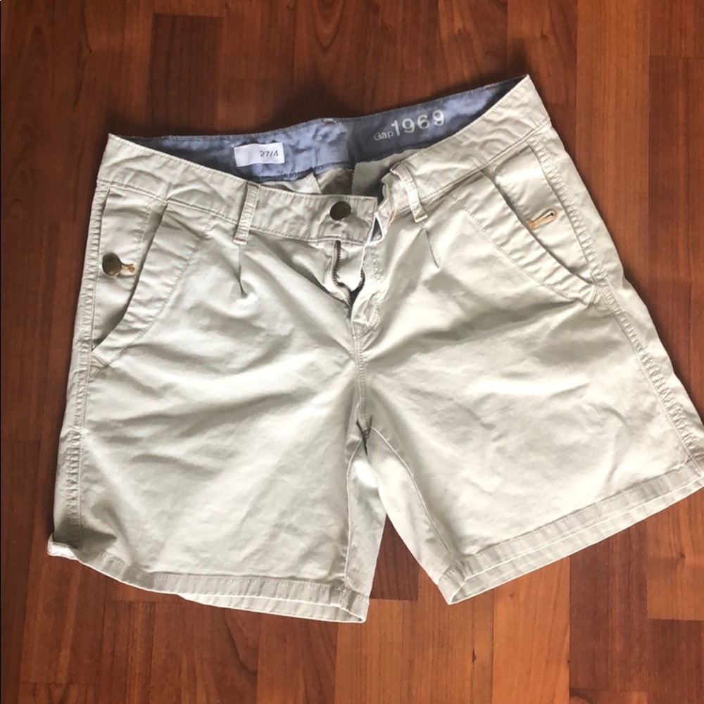 Gap Khaki Shorts